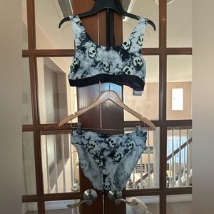 MeUndies Black and White Skull Print Sports Bra and Panties Set